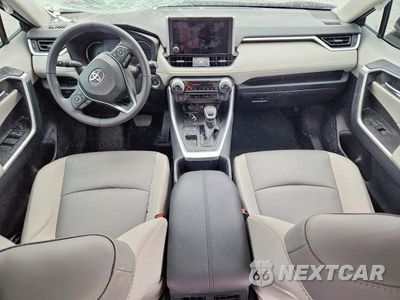 Zdjęcie 8 z 13 samochodu: 2025 TOYOTA RAV4 XLE PREMIUM VIN:2T3C1RFV5SW380338 - miniatura