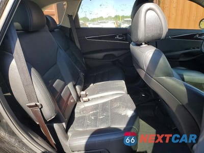 Zdjęcie 11 z 13 samochodu: 2016 KIA SORENTO EX VIN:5XYPH4A11GG024303 - miniatura