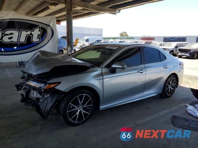 2022 TOYOTA CAMRY SE 4T1G11AK9NU715761 - główne zdjęcie licytacji z USA - miniatura