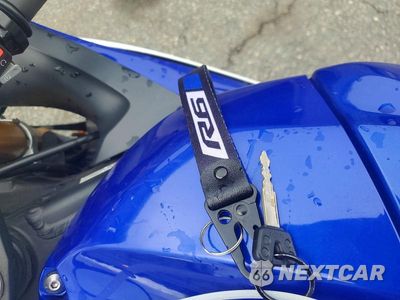 Zdjęcie 8 z 9 samochodu: 2015 YAMAHA YZFR6 VIN:JYARJ16E2FA032640 - miniatura