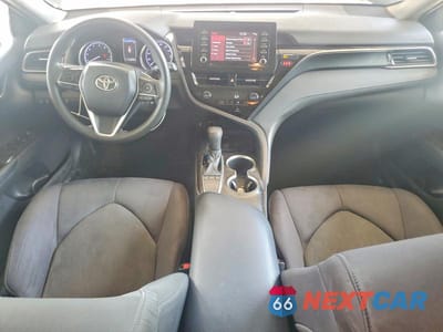 Zdjęcie 8 z 13 samochodu: 2022 TOYOTA CAMRY LE VIN:4T1C11AK6NU671541 - miniatura