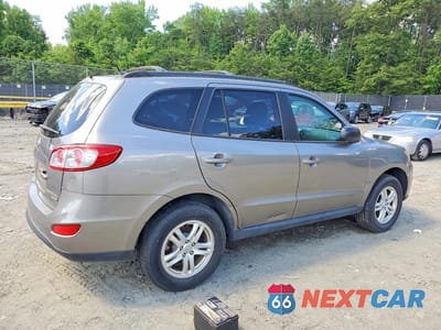 Piąte zdjęcie samochodu w środku: 2011 HYUNDAI SANTA FE GLS VIN:5XYZGDAB9BG033666 - miniatura