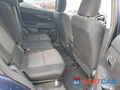 Zdjęcie 11 z 14 samochodu: 2018 MITSUBISHI OUTLANDER SE VIN:JA4AZ3A39JJ005661 - miniatura
