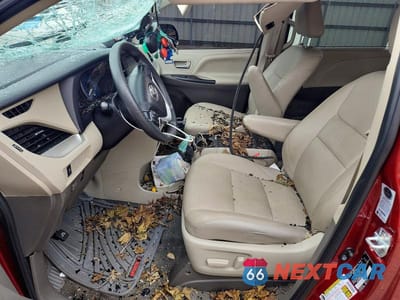 Zdjęcie 7 z 13 samochodu: 2020 TOYOTA SIENNA LE VIN:5TDKZ3DC9LS086219 - miniatura