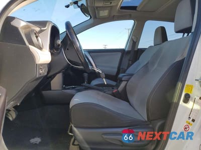 Zdjęcie 7 z 13 samochodu: 2016 TOYOTA RAV4 XLE VIN:JTMWFREVXGJ088612 - miniatura