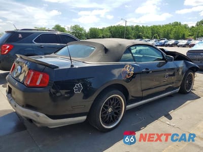 Trzecie zdjęcie samochodu z tyłu: 2012 FORD MUSTANG VIN:1ZVBP8EM7C5209545 - miniatura