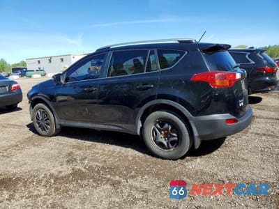 Drugie zdjęcie samochodu z przodu: 2015 TOYOTA RAV4 LE VIN:2T3ZFREV4FW208031 - miniatura