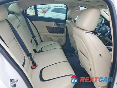 Zdjęcie 10 z 13 samochodu: 2013 JAGUAR XF VIN:SAJWA0E75D8S68192 - miniatura