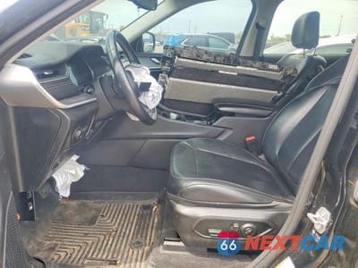 Zdjęcie 7 z 12 samochodu: 2021 JEEP GRAND CHEROKEE L LIMITED VIN:1C4RJKBGXM8122785 - miniatura