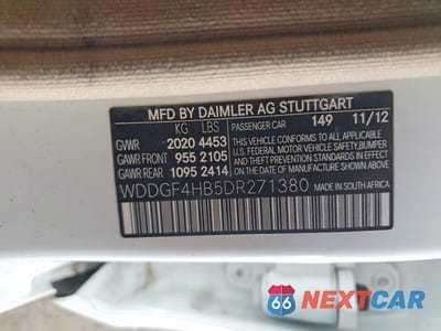 Zdjęcie 12 z 12 samochodu: 2013 MERCEDES-BENZ C 250 VIN:WDDGF4HB5DR271380 - miniatura