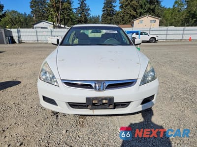 Piąte zdjęcie samochodu w środku: 2007 HONDA ACCORD EX VIN:1HGCM56717A174023 - miniatura