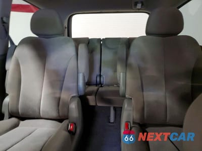 Zdjęcie 10 z 13 samochodu: 2012 KIA SEDONA LX VIN:KNDMG4C73C6421340 - miniatura