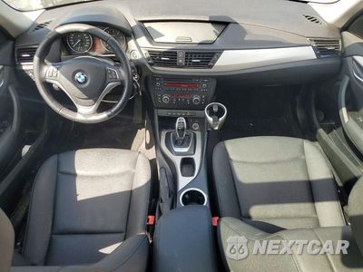 Zdjęcie 8 z 12 samochodu: 2015 BMW X1 XDRIVE28I VIN:WBAVL1C59FVY40569 - miniatura