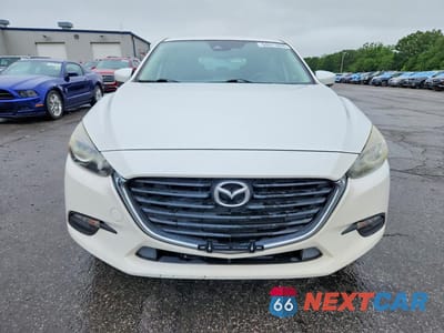 Piąte zdjęcie samochodu w środku: 2017 MAZDA 3 TOURING VIN:JM1BN1L79H1149988 - miniatura