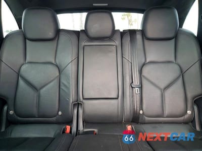 Zdjęcie 10 z 13 samochodu: 2013 PORSCHE CAYENNE VIN:WP1AA2A27DLA06202 - miniatura