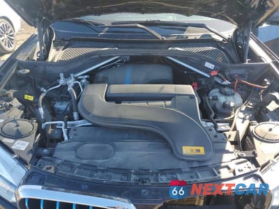 Zdjęcie 11 z 12 samochodu: 2018 BMW X5 XDR40E VIN:5UXKT0C59J0V98354 - miniatura