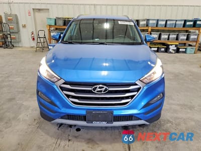 Piąte zdjęcie samochodu w środku: 2018 HYUNDAI TUCSON SPORT VIN:KM8J3CAL1JU737039 - miniatura