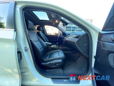 Piąte zdjęcie samochodu w środku: 2016 BMW X4 XDRIVE28I VIN:5UXXW3C52G0R20288 - miniatura