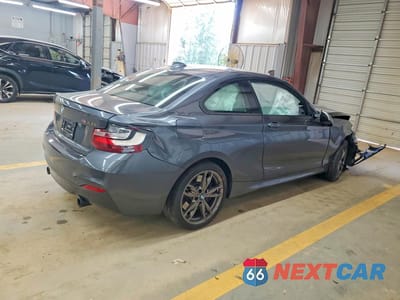 Trzecie zdjęcie samochodu z tyłu: 2016 BMW M235I VIN:WBA1J7C58GV360788 - miniatura
