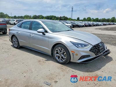 Czwarte zdjęcie samochodu z boku: 2021 HYUNDAI SONATA SEL VIN:5NPEF4JA0MH094618 - miniatura