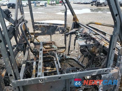 Zdjęcie 6 z 10 samochodu: 2025 POLARIS RANGER UTILITY VEHICLE VIN:4XARRU99XS8757070 - miniatura