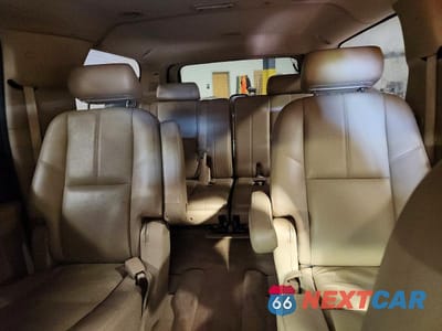 Zdjęcie 10 z 14 samochodu: 2008 CHEVROLET SUBURBAN K1500 LS VIN:3GNFK16388G148746 - miniatura