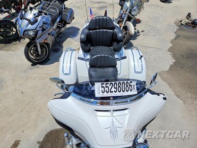 Piąte zdjęcie samochodu w środku: 2020 HARLEY DAVIDSON FLHTCUTGSE VIN:1HD1TBH11LB957233 - miniatura