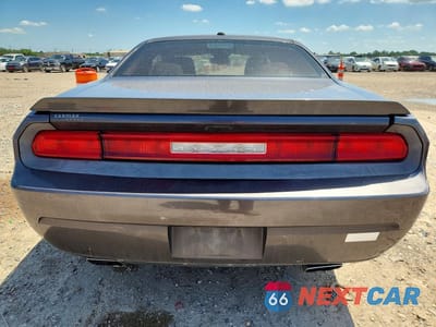 Zdjęcie 6 z 12 samochodu: 2013 DODGE CHALLENGER VIN:2C3CDYAG2DH676158 - miniatura