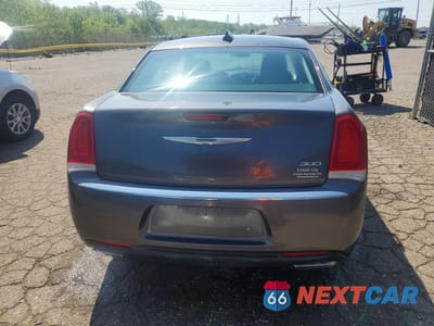 Zdjęcie 6 z 12 samochodu: 2015 CHRYSLER 300 LIMITED VIN:2C3CCAAG0FH797008 - miniatura