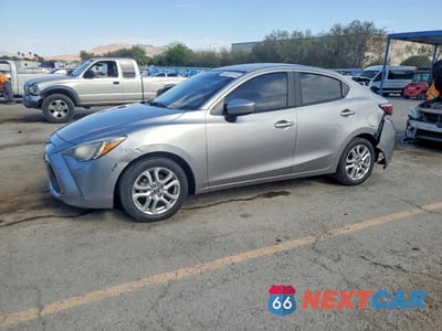 2016 SCION IA BASE 3MYDLBZV4GY128391 - główne zdjęcie licytacji z USA - miniatura