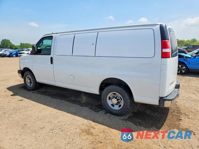 Drugie zdjęcie samochodu z przodu: 2017 CHEVROLET EXPRESS G2500 LT VIN:1GAWGFFGXH1216501 - miniatura