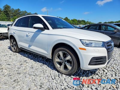 Czwarte zdjęcie samochodu z boku: 2020 AUDI Q5 PREMIUM VIN:WA1ANAFY9L2114221 - miniatura