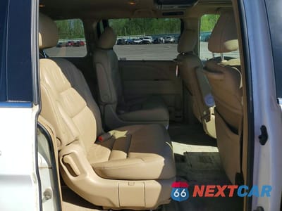 Zdjęcie 11 z 13 samochodu: 2005 HONDA ODYSSEY TOURING VIN:5FNRL38885B002033 - miniatura