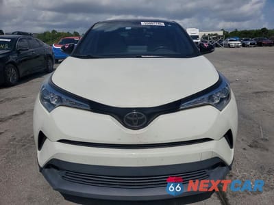Piąte zdjęcie samochodu w środku: 2019 TOYOTA C-HR XLE VIN:NMTKHMBX6KR091518 - miniatura