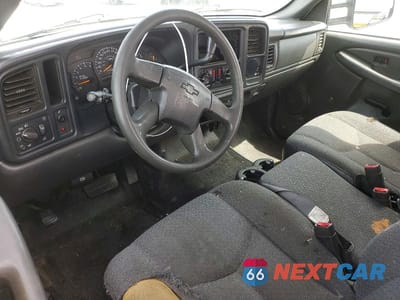 Zdjęcie 8 z 12 samochodu: 2007 CHEVROLET SILVERADO C2500 HEAVY DUTY VIN:1GBHC29U17E163592 - miniatura