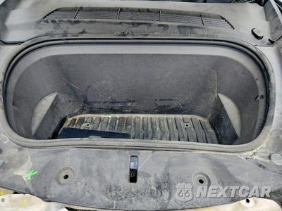 Zdjęcie 11 z 12 samochodu: 2024 TESLA MODEL Y VIN:7SAYGDED6RF110733 - miniatura