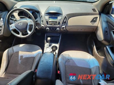 Zdjęcie 8 z 13 samochodu: 2011 HYUNDAI TUCSON GLS VIN:KM8JU3AC7BU171077 - miniatura