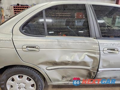 Zdjęcie 10 z 12 samochodu: 2001 NISSAN SENTRA XE VIN:3N1CB51DX1L467522 - miniatura