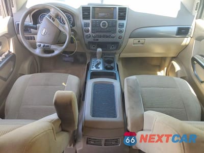 Zdjęcie 8 z 14 samochodu: 2015 NISSAN ARMADA SV VIN:5N1BA0ND2FN618316 - miniatura