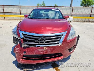 Piąte zdjęcie samochodu w środku: 2015 NISSAN ALTIMA 2.5 S VIN:1N4AL3AP4FN918666 - miniatura
