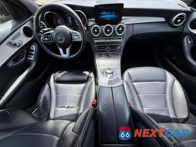 Zdjęcie 9 z 10 samochodu: 2019 MERCEDES-BENZ C 300 4MATIC VIN:55SWF8EB0KU315837 - miniatura
