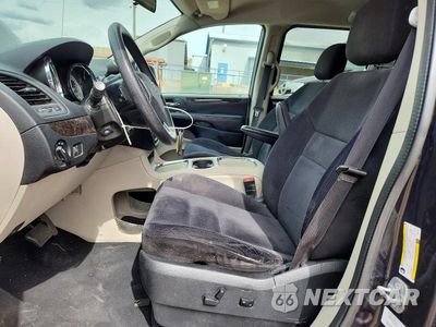 Zdjęcie 7 z 13 samochodu: 2014 DODGE GRAND CARAVAN SXT VIN:2C4RDGCG6ER262793 - miniatura