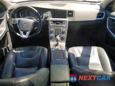 Zdjęcie 8 z 12 samochodu: 2015 VOLVO S60 PLATINUM VIN:YV1612TM4F1348527 - miniatura