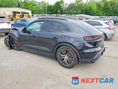 Drugie zdjęcie samochodu z przodu: 2025 PORSCHE MACAN 4S VIN:WP1AB2XA9SL153661 - miniatura
