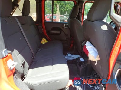 Zdjęcie 11 z 13 samochodu: 2018 JEEP WRANGLER UNLIMITED SPORT VIN:1C4HJXDG8JW158987 - miniatura