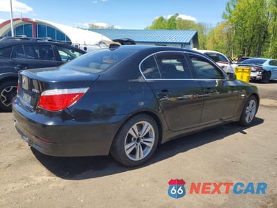 Trzecie zdjęcie samochodu z tyłu: 2009 BMW 528 XI VIN:WBANV13599C155126 - miniatura
