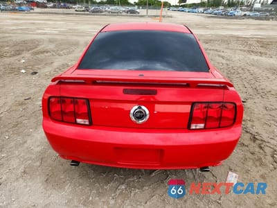 Zdjęcie 6 z 12 samochodu: 2007 FORD MUSTANG GT VIN:1ZVHT82H275235487 - miniatura