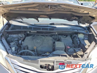Zdjęcie 12 z 14 samochodu: 2017 TOYOTA SIENNA XLE 8-PASSENGER VIN:5TDYZ3DC1HS820238 - miniatura