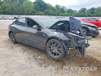 Czwarte zdjęcie samochodu z boku: 2018 TESLA MODEL 3 VIN:5YJ3E1EA5JF033035 - miniatura