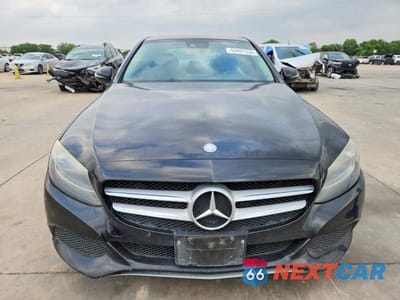 Piąte zdjęcie samochodu w środku: 2017 MERCEDES-BENZ C 300 VIN:WDDWF4JB9HR234618 - miniatura